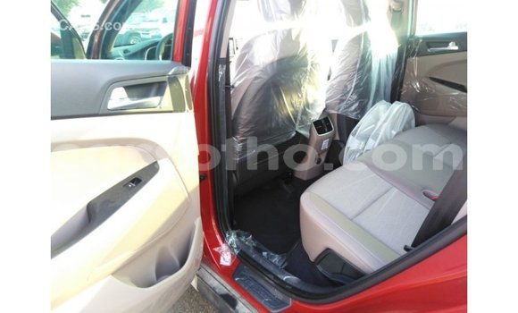 Sayi Imported Hyundai Tucson Red Mota in Import - Dubai a Maseru Sayi Imported Hyundai Tucson Red Mota in Import - Dubai a Maseru