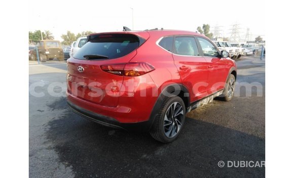 Sayi Imported Hyundai Tucson Red Mota in Import - Dubai a Maseru Sayi Imported Hyundai Tucson Red Mota in Import - Dubai a Maseru