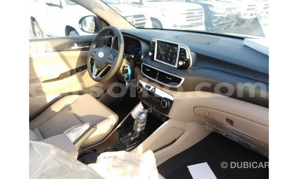 Sayi Imported Hyundai Tucson Red Mota in Import - Dubai a Maseru Sayi Imported Hyundai Tucson Red Mota in Import - Dubai a Maseru