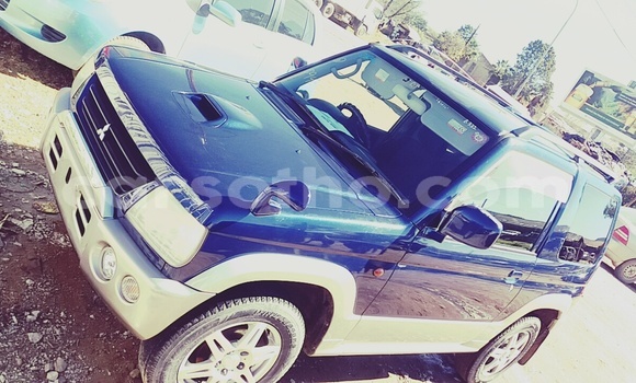 Buy Used Mitsubishi Pajero Blue Car in Maseru in Maseru Buy Used Mitsubishi Pajero Blue Car in Maseru in Maseru