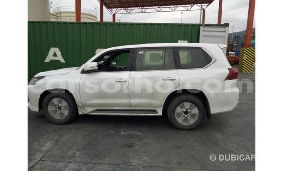 Sayi Imported Lexus LX White Mota in Import - Dubai a Maseru Sayi Imported Lexus LX White Mota in Import - Dubai a Maseru