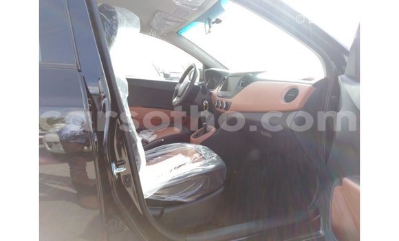 Sayi Imported Hyundai i10 Black Mota in Import - Dubai a Maseru Sayi Imported Hyundai i10 Black Mota in Import - Dubai a Maseru