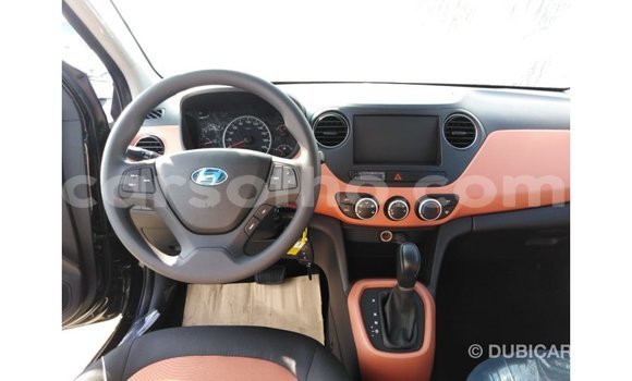 Sayi Imported Hyundai i10 Black Mota in Import - Dubai a Maseru Sayi Imported Hyundai i10 Black Mota in Import - Dubai a Maseru
