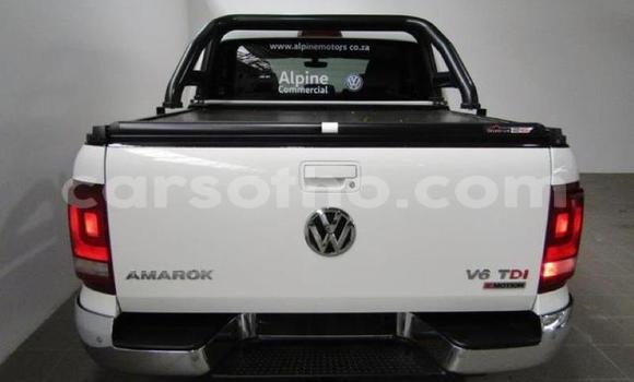 Sayi Na hannu Volkswagen Amarok White Mota in Hlotse a Leribe Sayi Na hannu Volkswagen Amarok White Mota in Hlotse a Leribe