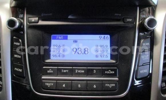 Sayi Na hannu Hyundai i30 White Mota in Maseru a Maseru Sayi Na hannu Hyundai i30 White Mota in Maseru a Maseru