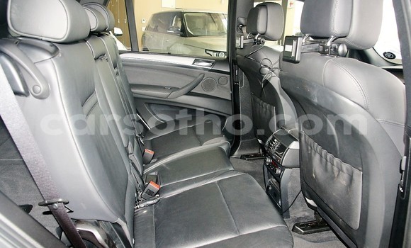 Sayi Na hannu BMW X5 Silver Mota in Maseru a Maseru Sayi Na hannu BMW X5 Silver Mota in Maseru a Maseru