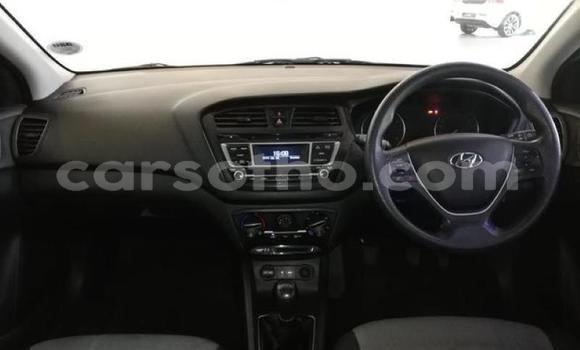 Acheter Occasion Voiture Hyundai i20 Blanc à Hlotse, Leribe Acheter Occasion Voiture Hyundai i20 Blanc à Hlotse, Leribe