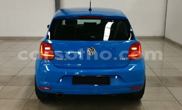 Buy Used Volkswagen Polo Blue Car in Maputsoe in Leribe Buy Used Volkswagen Polo Blue Car in Maputsoe in Leribe