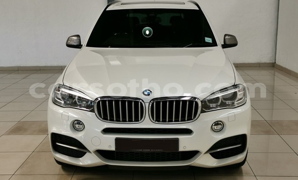 اشتري مستعمل Toyota Hilux White سيارة في Maseru في Maseru اشتري مستعمل Toyota Hilux White سيارة في Maseru في Maseru