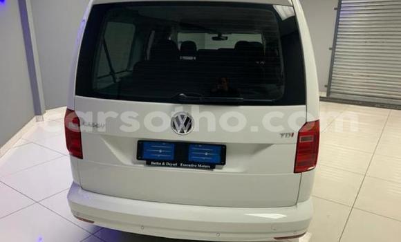 Acheter Occasion Voiture Volkswagen Caddy Blanc à Mokhotlong, Berea Acheter Occasion Voiture Volkswagen Caddy Blanc à Mokhotlong, Berea