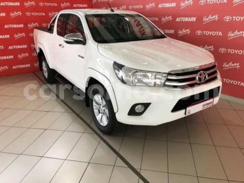 Big with watermark 2016 toyota hilux 2.8 a