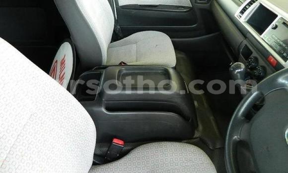 Buy Used Toyota Hiace White Car in Maseru in Maseru Buy Used Toyota Hiace White Car in Maseru in Maseru
