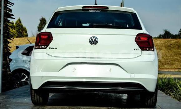 اشتري مستعمل Volkswagen Polo GTI White سيارة في Hlotse في Leribe اشتري مستعمل Volkswagen Polo GTI White سيارة في Hlotse في Leribe