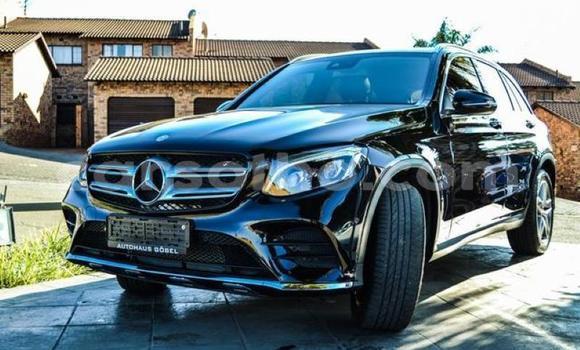 Buy Used Mercedes-Benz GLC Black Car in Hlotse in Leribe Buy Used Mercedes-Benz GLC Black Car in Hlotse in Leribe