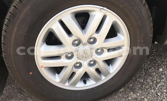 Sayi Imported Hyundai Accent White Mota in Import - Dubai a Maseru Sayi Imported Hyundai Accent White Mota in Import - Dubai a Maseru