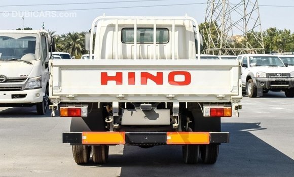 Sayi Imported Hino 300 Series White Babbar mota in Import - Dubai a Maseru Sayi Imported Hino 300 Series White Babbar mota in Import - Dubai a Maseru