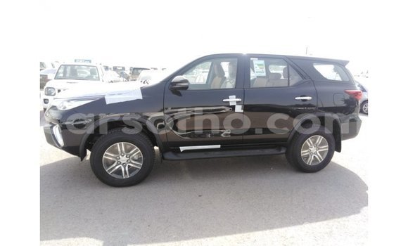 اشتري Imported Toyota Fortuner Black سيارة في Import - Dubai في Maseru اشتري Imported Toyota Fortuner Black سيارة في Import - Dubai في Maseru