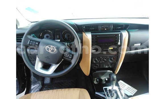 اشتري Imported Toyota Fortuner Black سيارة في Import - Dubai في Maseru اشتري Imported Toyota Fortuner Black سيارة في Import - Dubai في Maseru