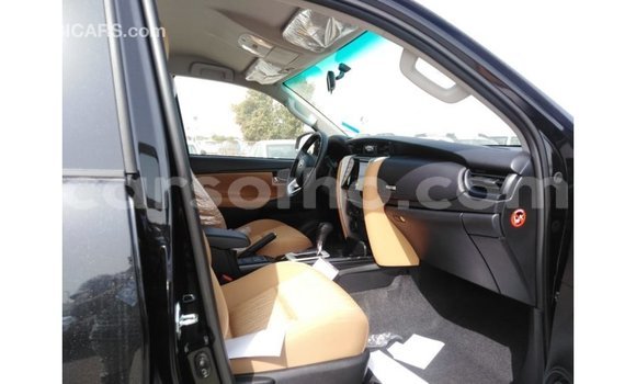 اشتري Imported Toyota Fortuner Black سيارة في Import - Dubai في Maseru اشتري Imported Toyota Fortuner Black سيارة في Import - Dubai في Maseru