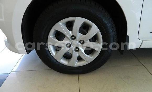 Sayi Na hannu Hyundai i20 White Mota in Hlotse a Leribe Sayi Na hannu Hyundai i20 White Mota in Hlotse a Leribe