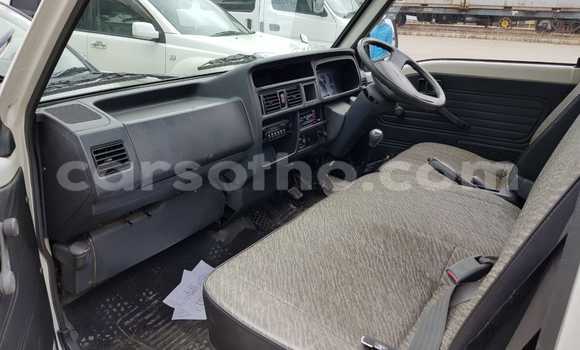 Acheter Occasion Utilitaire Mazda Bongo Blanc à Maseru, Maseru Acheter Occasion Utilitaire Mazda Bongo Blanc à Maseru, Maseru