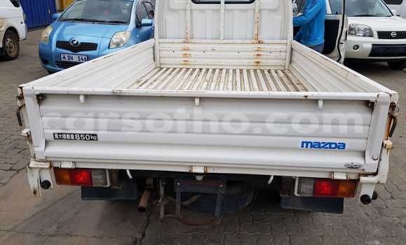 Acheter Occasion Utilitaire Mazda Bongo Blanc à Maseru, Maseru Acheter Occasion Utilitaire Mazda Bongo Blanc à Maseru, Maseru