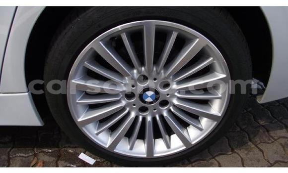 Sayi Na hannu BMW 3–Series White Mota in Mafeteng a Mafeteng Sayi Na hannu BMW 3–Series White Mota in Mafeteng a Mafeteng