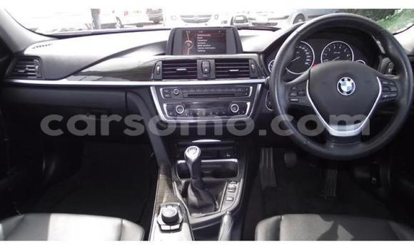 Sayi Na hannu BMW 3–Series White Mota in Mafeteng a Mafeteng Sayi Na hannu BMW 3–Series White Mota in Mafeteng a Mafeteng