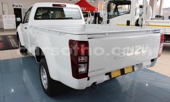Acheter Occasion Voiture Isuzu TF (Pickup) Blanc à Maseru, Maseru Acheter Occasion Voiture Isuzu TF (Pickup) Blanc à Maseru, Maseru
