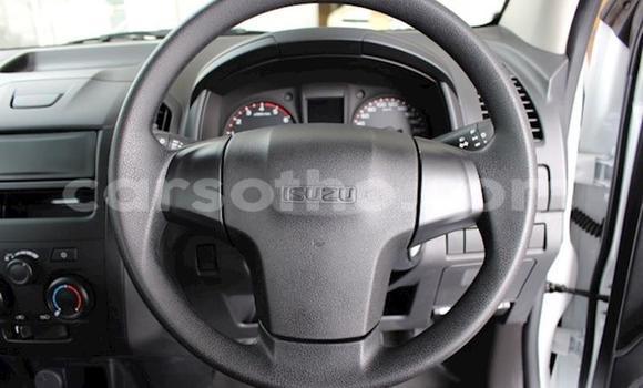 Acheter Occasion Voiture Isuzu TF (Pickup) Blanc à Maseru, Maseru Acheter Occasion Voiture Isuzu TF (Pickup) Blanc à Maseru, Maseru