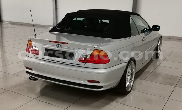 Sayi Na hannu BMW 3–Series Silver Mota in Butha Buthe a Butha-Buthe Sayi Na hannu BMW 3–Series Silver Mota in Butha Buthe a Butha-Buthe
