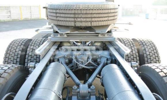 Sayi Na hannu Mercedes‒Benz Arocs White Babbar mota in Maseru a Maseru Sayi Na hannu Mercedes‒Benz Arocs White Babbar mota in Maseru a Maseru