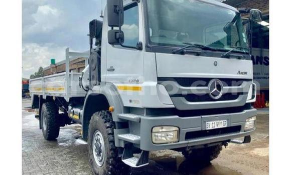 Sayi Na hannu Mercedes‒Benz Atego White Babbar mota in Maseru a Maseru Sayi Na hannu Mercedes‒Benz Atego White Babbar mota in Maseru a Maseru