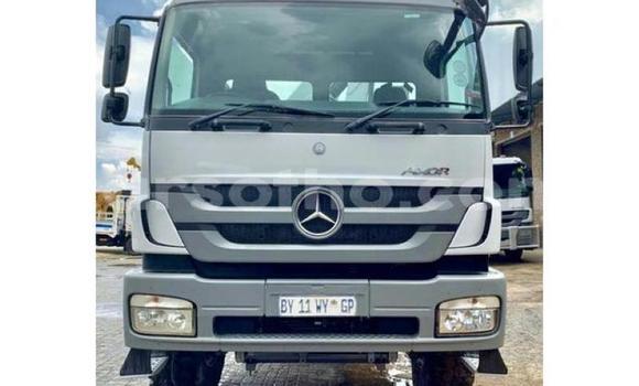 Sayi Na hannu Mercedes‒Benz Atego White Babbar mota in Maseru a Maseru Sayi Na hannu Mercedes‒Benz Atego White Babbar mota in Maseru a Maseru