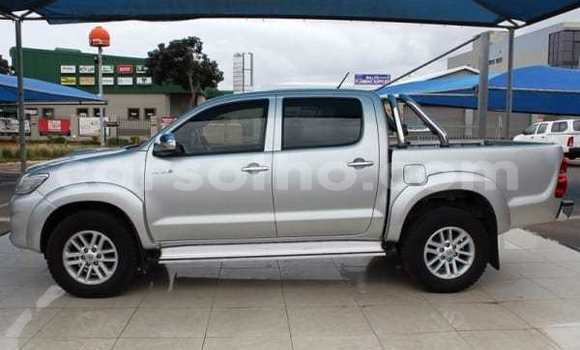 Buy Used Toyota Hilux White Car in Maseru in Maseru Buy Used Toyota Hilux White Car in Maseru in Maseru