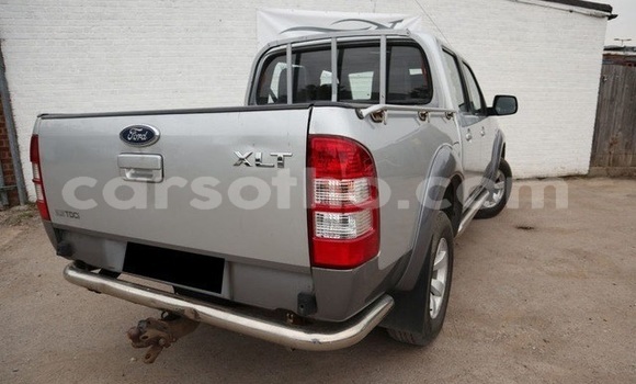 Sayi Na hannu Ford Ranger Silver Mota in Maseru a Maseru Sayi Na hannu Ford Ranger Silver Mota in Maseru a Maseru