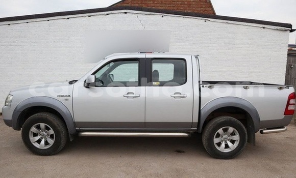 Sayi Na hannu Ford Ranger Silver Mota in Maseru a Maseru Sayi Na hannu Ford Ranger Silver Mota in Maseru a Maseru