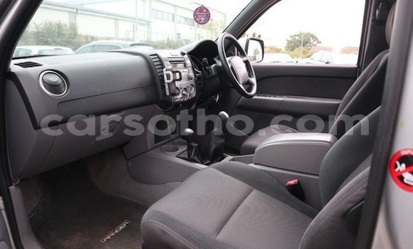 Sayi Na hannu Ford Ranger Silver Mota in Maseru a Maseru Sayi Na hannu Ford Ranger Silver Mota in Maseru a Maseru