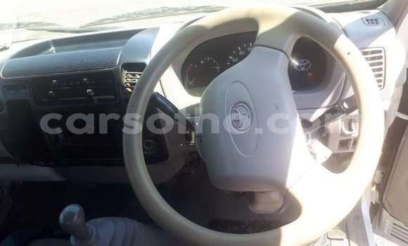 Sayi Na hannu Toyota Dyna White Mota in Maseru a Maseru Sayi Na hannu Toyota Dyna White Mota in Maseru a Maseru