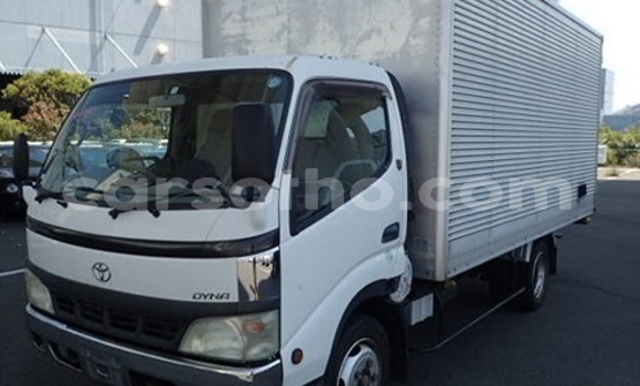 Sayi Na hannu Toyota Dyna White Mota in Maseru a Maseru Sayi Na hannu Toyota Dyna White Mota in Maseru a Maseru