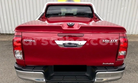 Sayi Na hannu Toyota Hilux Red Mota in Maseru a Maseru Sayi Na hannu Toyota Hilux Red Mota in Maseru a Maseru