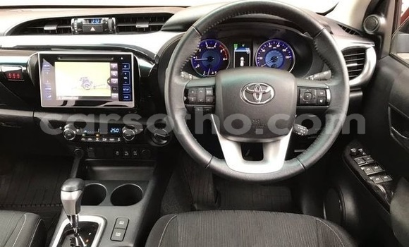 Sayi Na hannu Toyota Hilux Red Mota in Maseru a Maseru Sayi Na hannu Toyota Hilux Red Mota in Maseru a Maseru