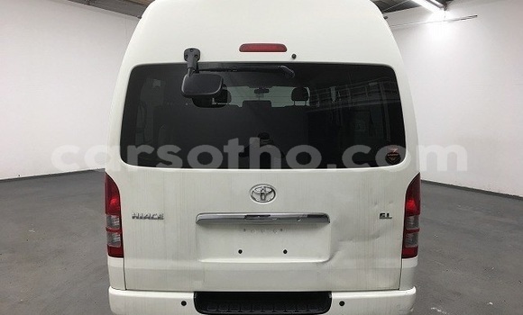 Sayi Na hannu Toyota Hiace White Mota in Maseru a Maseru Sayi Na hannu Toyota Hiace White Mota in Maseru a Maseru