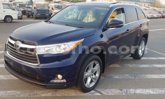 Sayi Imported Toyota Highlander Blue Mota in Import - Dubai a Maseru Sayi Imported Toyota Highlander Blue Mota in Import - Dubai a Maseru