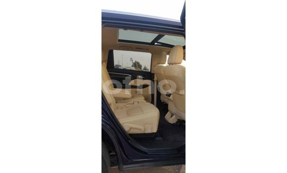 Sayi Imported Toyota Highlander Blue Mota in Import - Dubai a Maseru Sayi Imported Toyota Highlander Blue Mota in Import - Dubai a Maseru