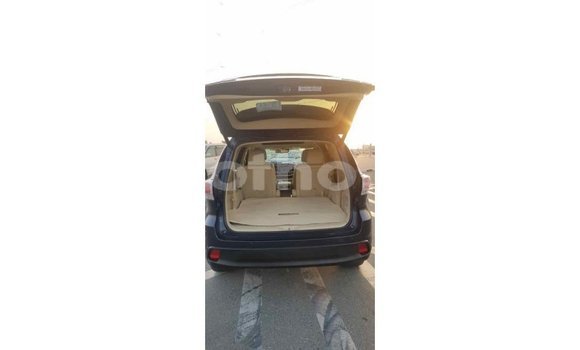Sayi Imported Toyota Highlander Blue Mota in Import - Dubai a Maseru Sayi Imported Toyota Highlander Blue Mota in Import - Dubai a Maseru