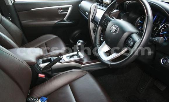 اشتري مستعمل Toyota Fortuner White سيارة في Maputsoe في Leribe اشتري مستعمل Toyota Fortuner White سيارة في Maputsoe في Leribe
