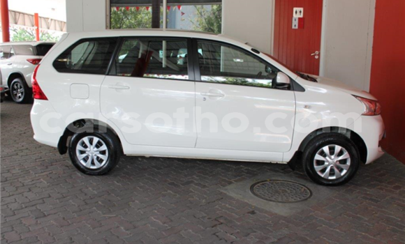 Buy Used Toyota Avanza White Car in Maseru in Maseru Buy Used Toyota Avanza White Car in Maseru in Maseru