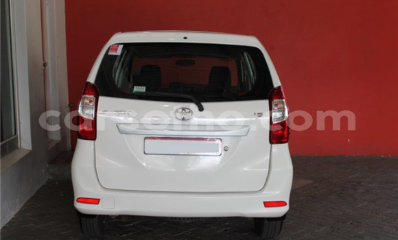 Buy Used Toyota Avanza White Car in Maseru in Maseru Buy Used Toyota Avanza White Car in Maseru in Maseru