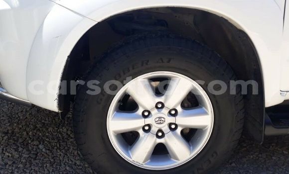 Acheter Occasion Voiture Toyota Fortuner Blanc à Maseru, Maseru Acheter Occasion Voiture Toyota Fortuner Blanc à Maseru, Maseru